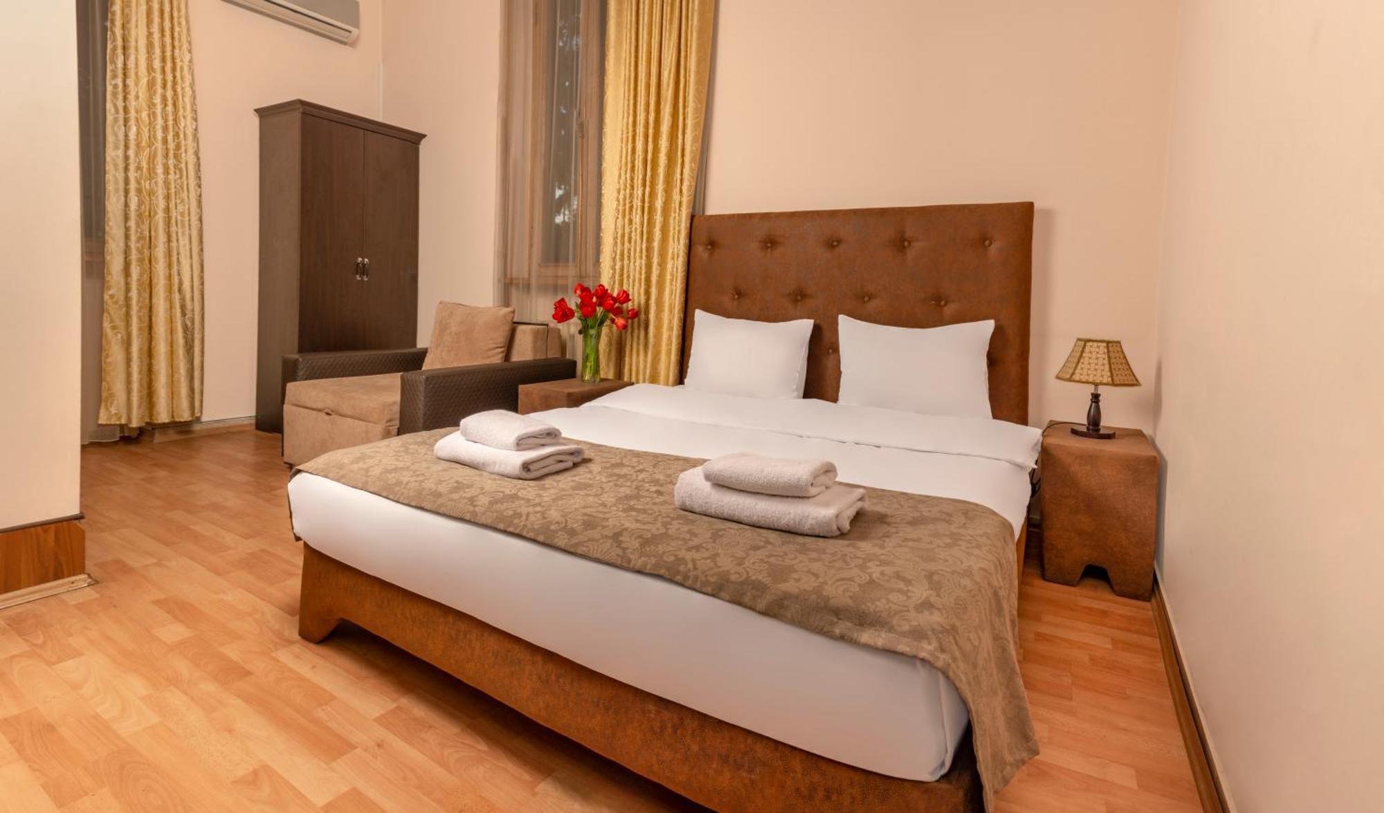 Valeria Hotel Тбилиси Экстерьер фото