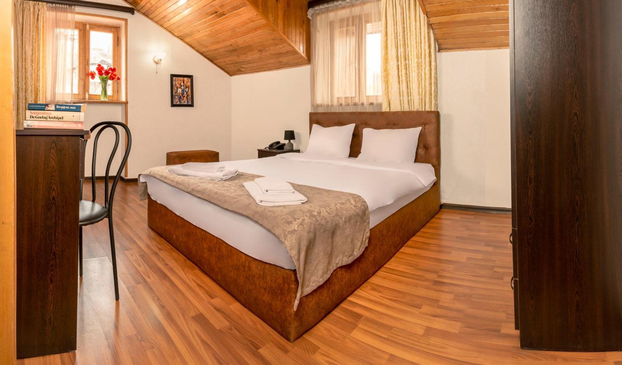 Valeria Hotel Тбилиси Экстерьер фото
