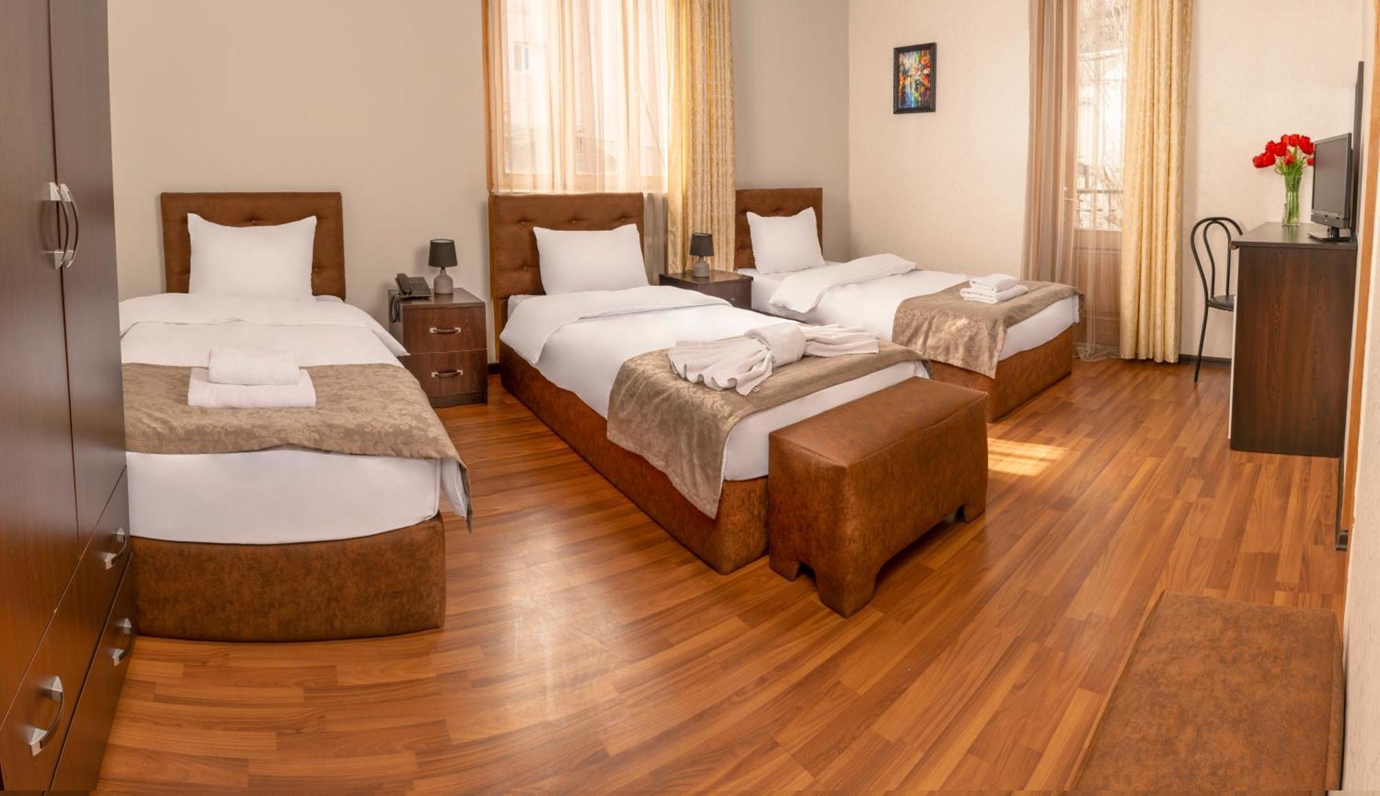 Valeria Hotel Тбилиси Экстерьер фото
