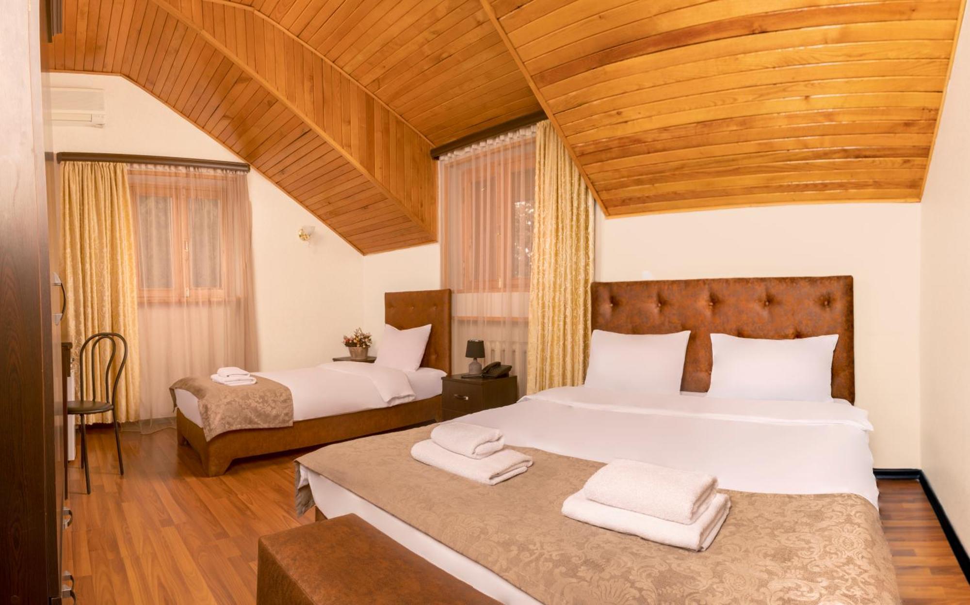 Valeria Hotel Тбилиси Экстерьер фото